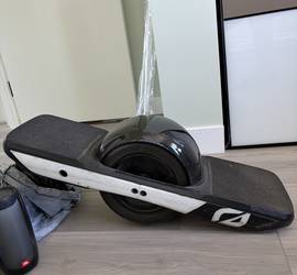 Onewheel GT commuter for rent