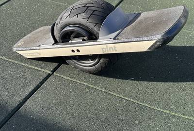 OneWheel Pint “Q”
