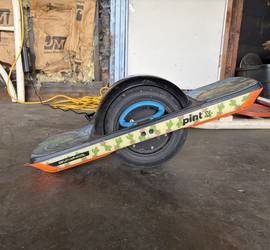 Onewheel Pint X commuter for rent