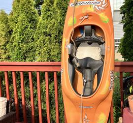 Dart kayak