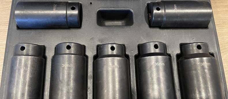1/2 inch Front Wheel Drive Axle Lock-Nut Socket Set