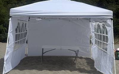 Tent rental in Seattle