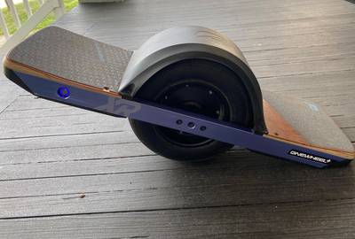 Rent Onewheel + XR in Lakewood, OH