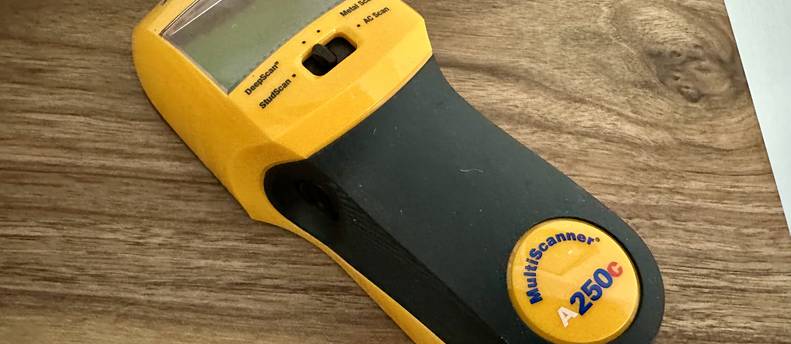 Stud finder