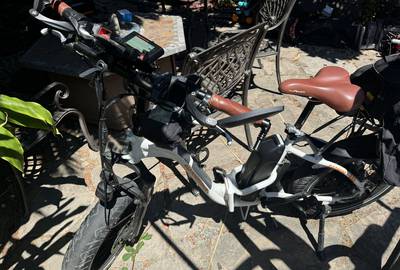 Rad mini electric bike rental class 2, throttle assist