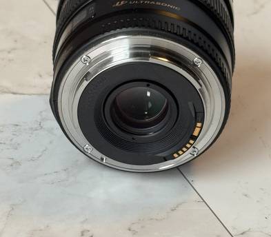 Canon EF 20mm 1:2.8