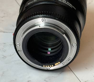 Canon Macro EF 100mm 1:2.8 L IS USM