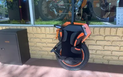 InMotion V14 EUC Electric Unicycle Onewheel