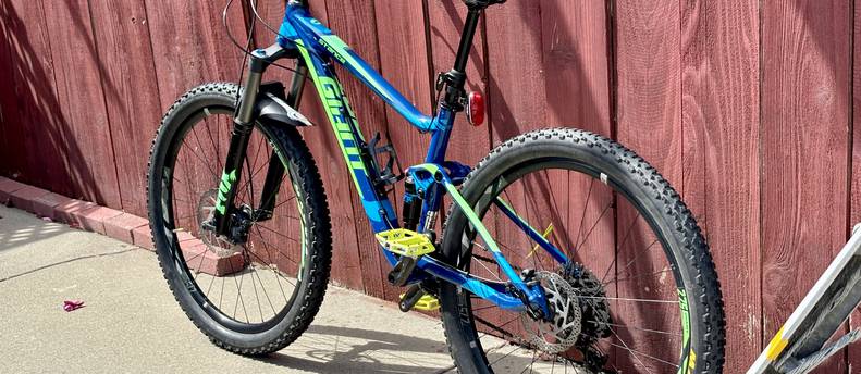 Mountain Bike Rental - 2017 Giant Stance (Small)