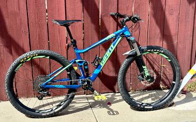 Bike rental in Hayward