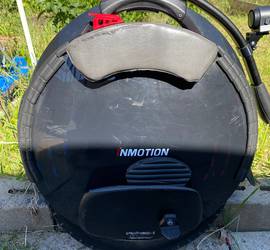 Inmotion V10F 2000W Electric Unicycle