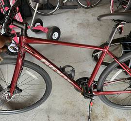 GIANT Hybrid Womens M