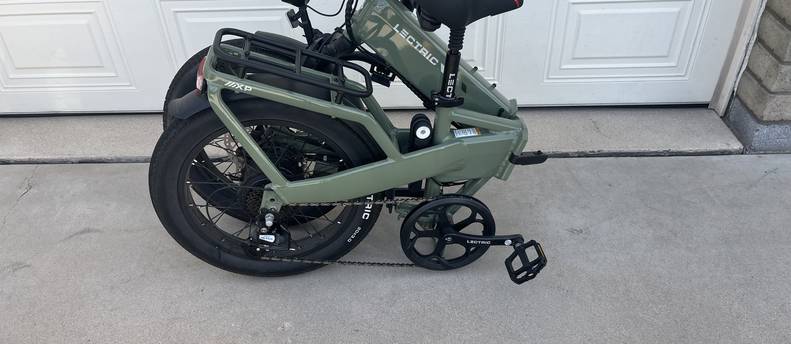 Electric Cargo Bike- Lectric XP4 Green
