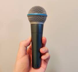 Shure beta 58a microphone