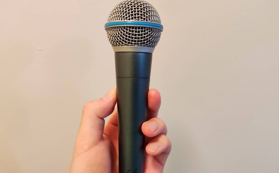 Shure beta 58a microphone