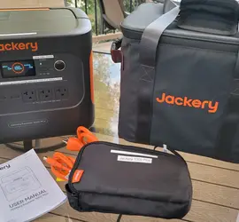 Jackery Explorer 1000 PLUS Portable Power Station