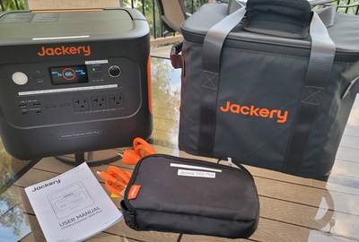 Jackery Explorer 1000 PLUS Portable Power Station