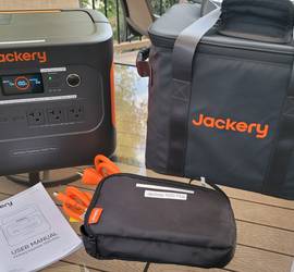 Jackery Explorer 1000 PLUS Portable Power Station