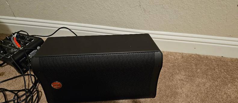 MIXER, PIANO PEDAL , KEYBOARD PA SPEAKER