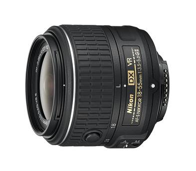 Nikon D3300 w/ Zoom Lens + Extra Batteries!