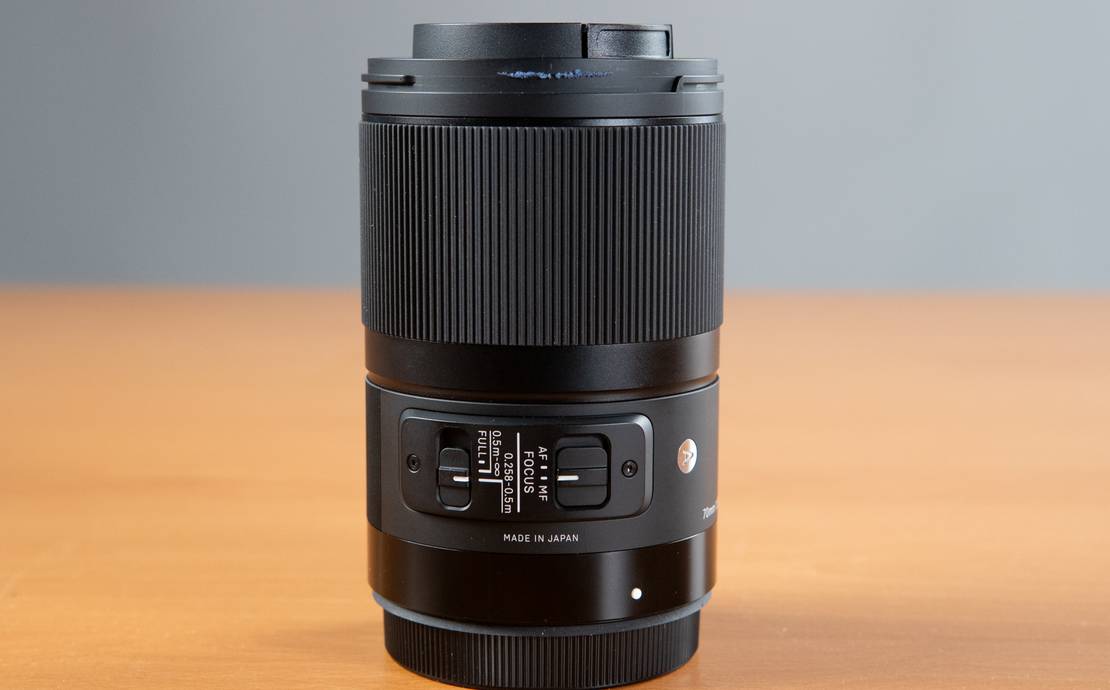 Sigma 70mm f/2.8 DG Macro Art Lens for Canon EF