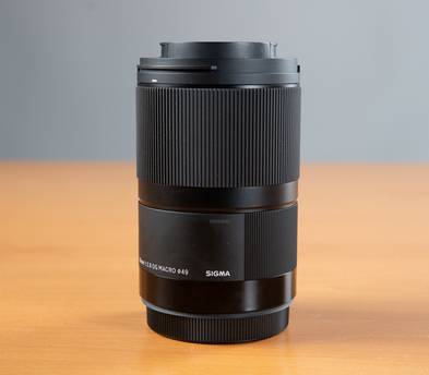 Sigma 70mm f/2.8 DG Macro Art Lens for Canon EF