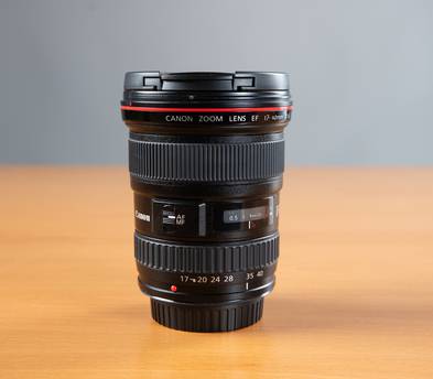 Canon EF 17-40mm f/4L USM Lens