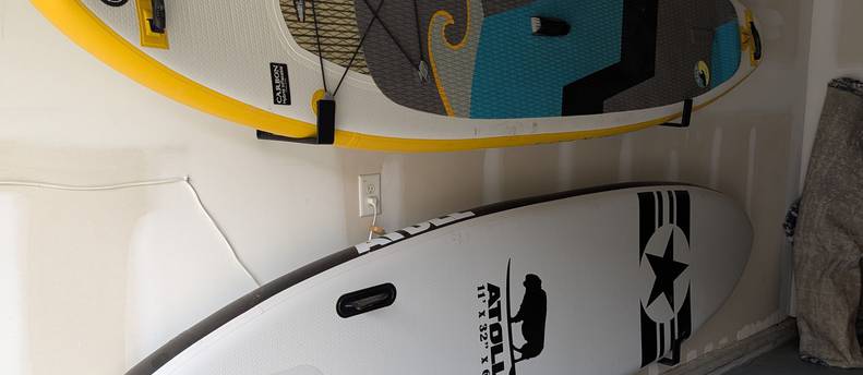 Atoll Inflatible Stand-up Paddleboard with gear