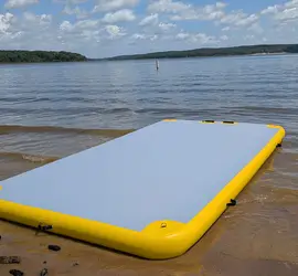 Inflatable dock / floating platform