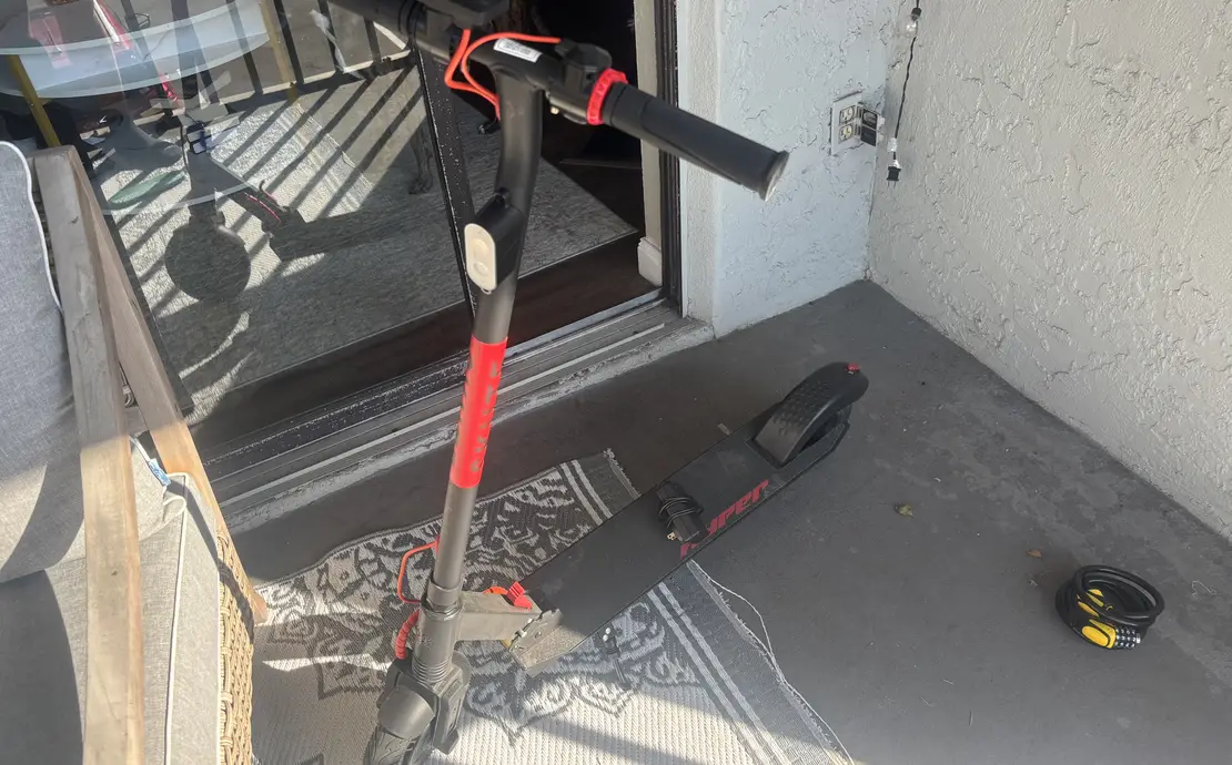 Skute Hyper - Electric Scooter
