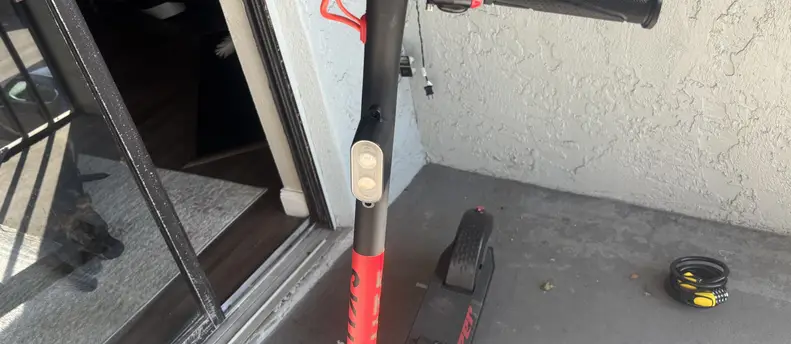 Skute Hyper - Electric Scooter