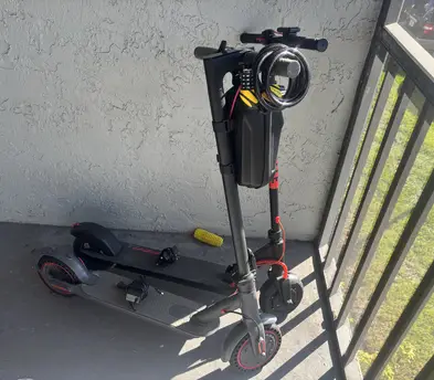 Skute Hyper - Electric Scooter