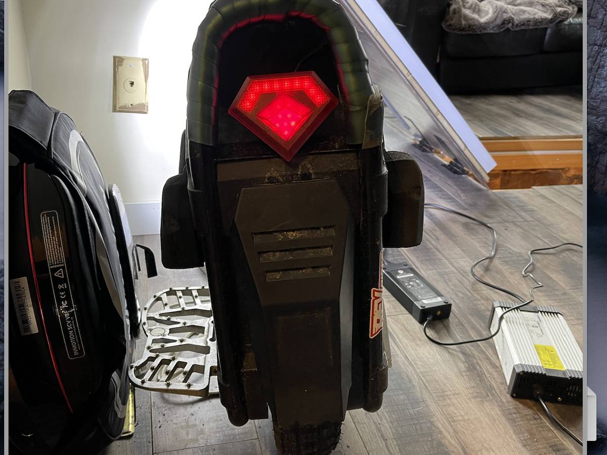 Rent Veteran Sherman Electric Unicycle in Vancouver, BC FriendWithA