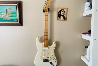 Fender Stratocaster