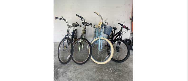 Huffy cruiser style 5 speed bike