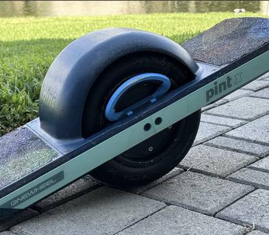 OneWheel Pint X with Ultra Charger