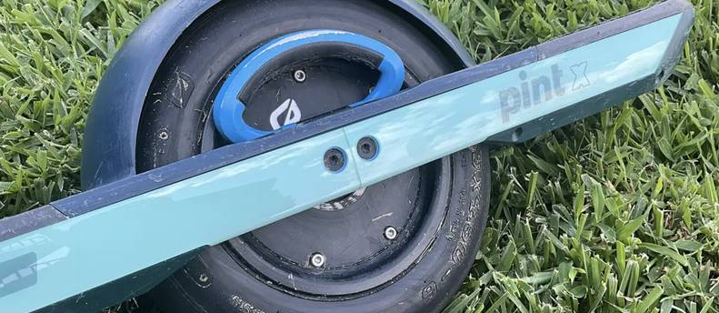 OneWheel Pint X with Ultra Charger