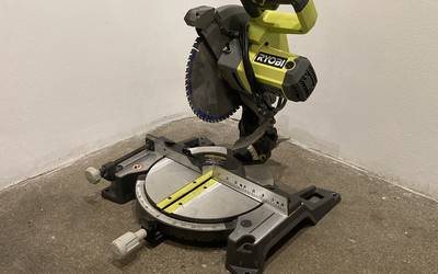 Ryobi Miter Chop Saw with 10 inch Saw Blade