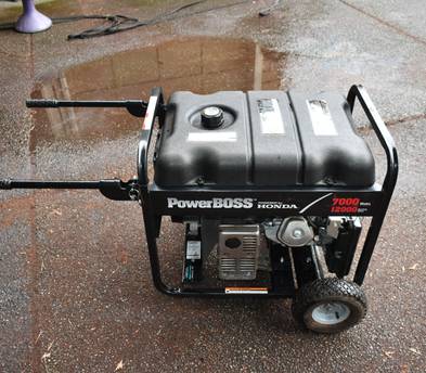 Power Boss (Briggs & Stratton) Home Generator, 12,000/7,000 Watts