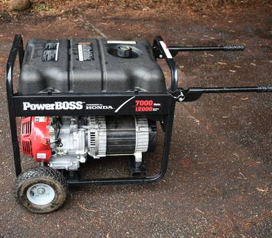 Power Boss (Briggs & Stratton) Home Generator, 12,000/7,000 Watts
