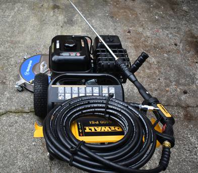 DEWALT 4400 Commercial Pressure Washer