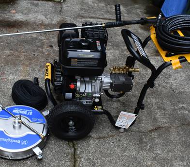 DEWALT 4400 Commercial Pressure Washer