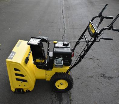 Champion 2 stage Snowblower