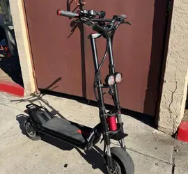 Kaabo Wolf King 72v scooter
