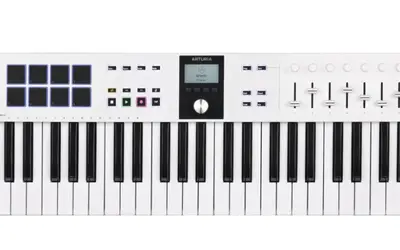 Keyboard rental in Toronto