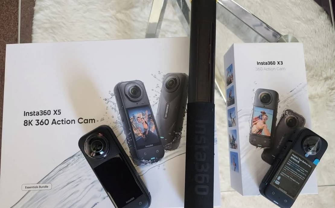 Insta 360 x3 Camera 📷 with invisible selfie stick