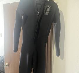 Wetsuit