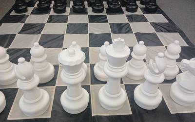 Giant Mega Chess 25 inch size