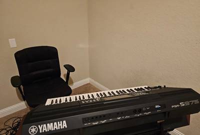 YAMAHA PSR S975 PIANO
