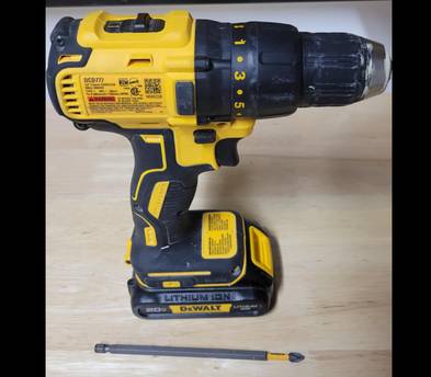 🛠️ DEWALT DCD777C2 Compact Drill/Driver + 20V MAX Batter - BRUSHLESS POWER IN YOUR PALM!